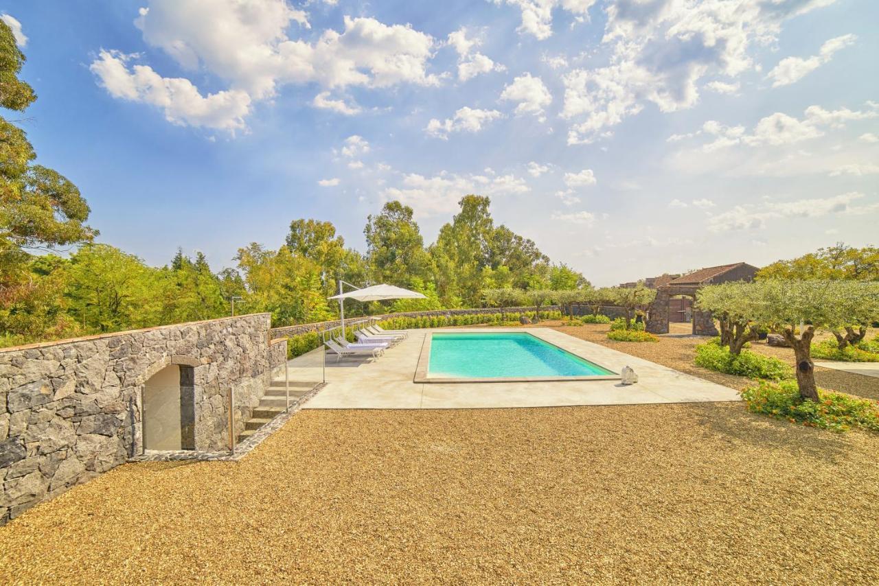 Il Casale Di Monacella Aparthotel Santa Venerina Luaran gambar