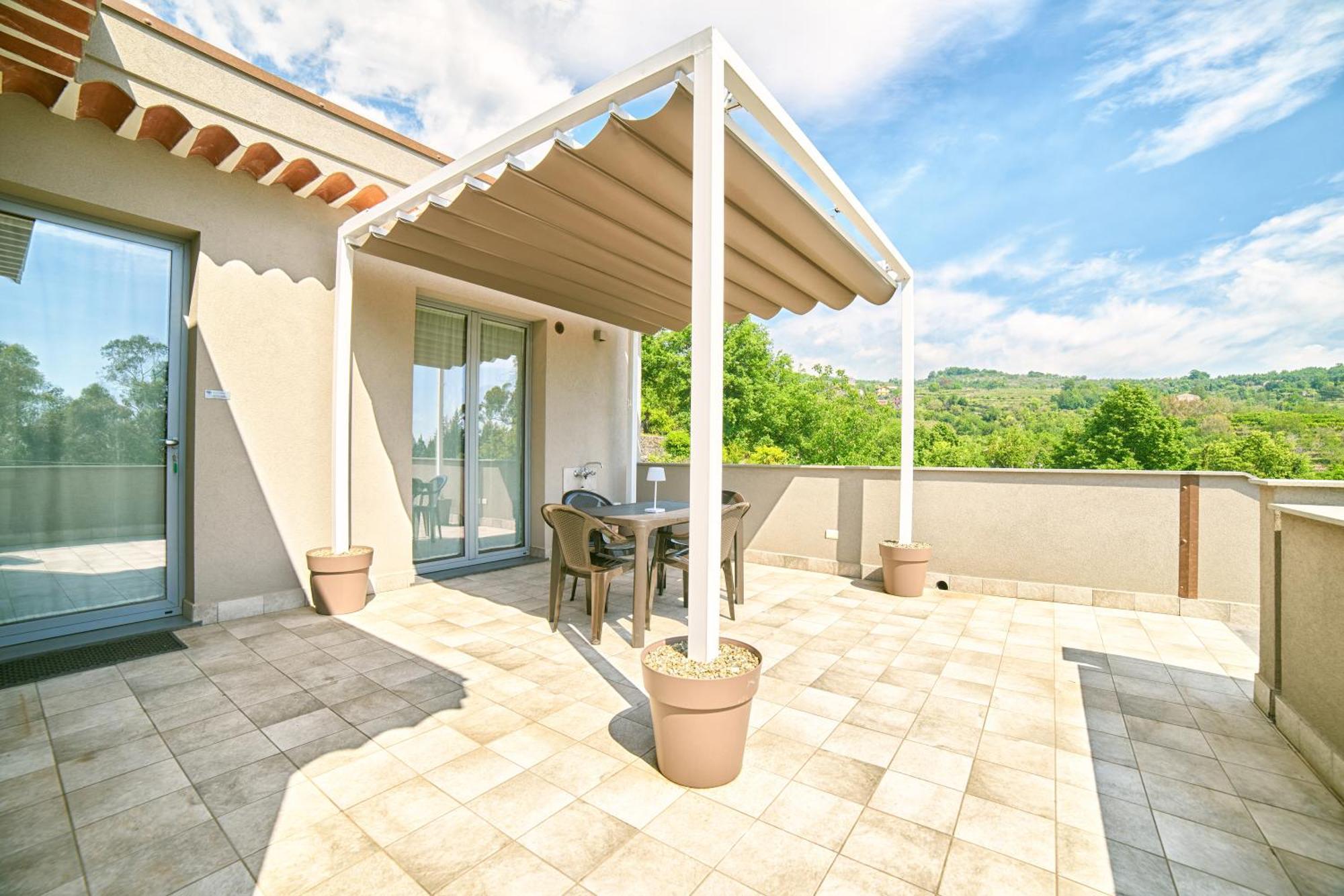 Il Casale Di Monacella Aparthotel Santa Venerina Luaran gambar