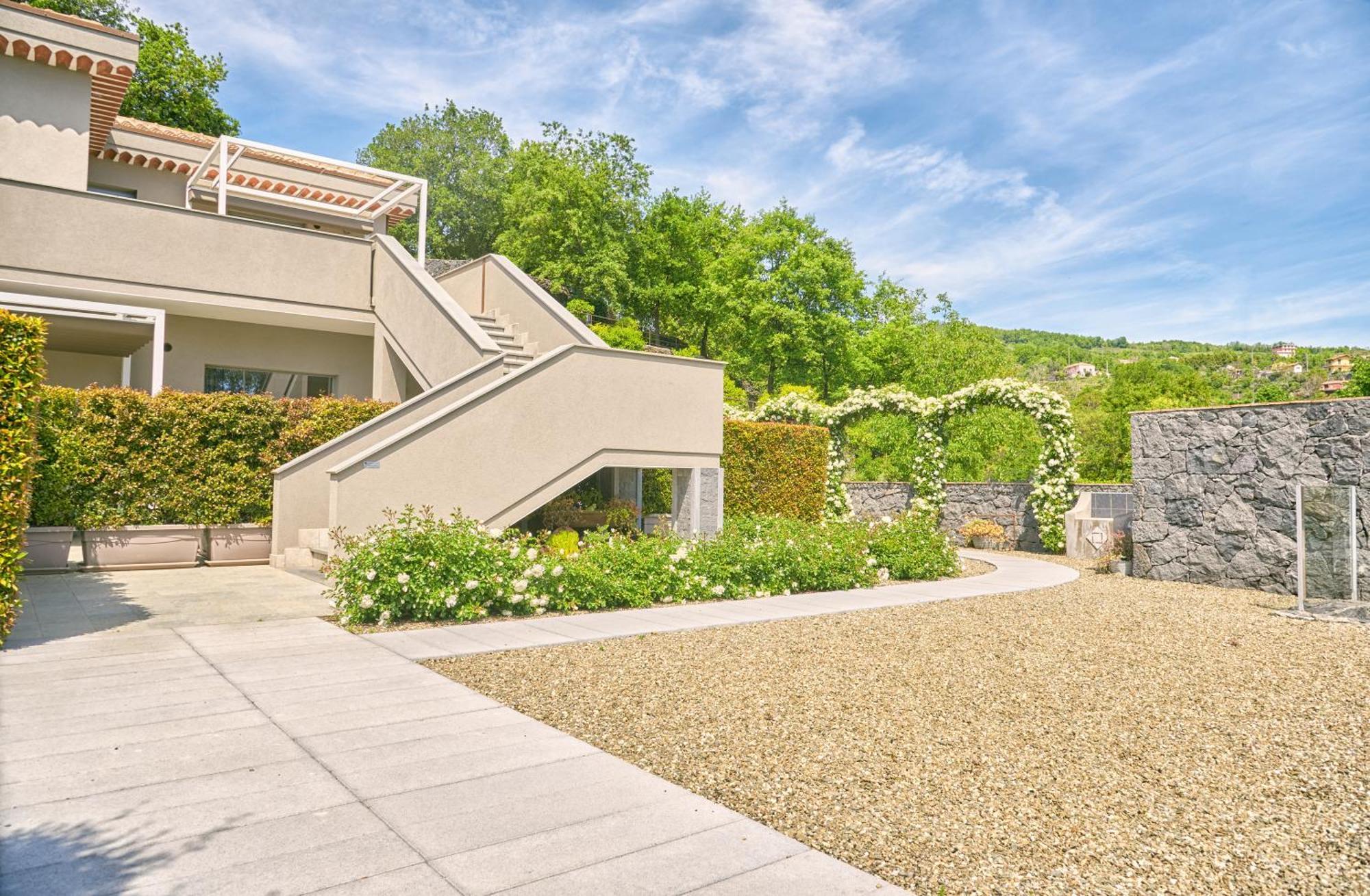 Il Casale Di Monacella Aparthotel Santa Venerina Luaran gambar