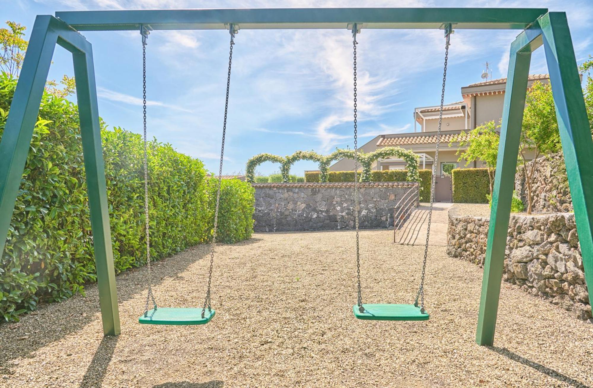 Il Casale Di Monacella Aparthotel Santa Venerina Luaran gambar